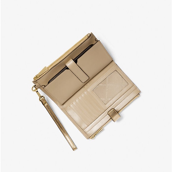 Michael Kors Pale Gold Adele Metallic Empire Logo Jacquard Smartphone Wallet - Picture 3 of 5